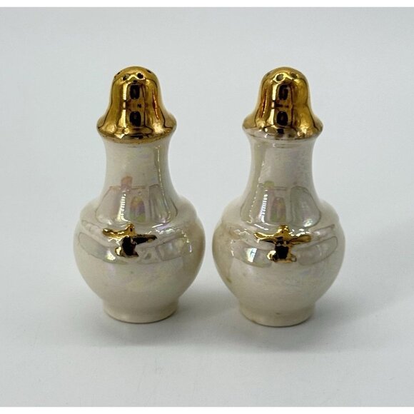 Vintage White Gold Bottle Urn Salt and Pepper Shakers Ceramic - Picture 1 of 11